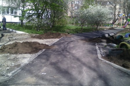 На некоторых улицах Малиновского и Суворовского районов завершены работы по капитальному ремонту тротуаров (фото)