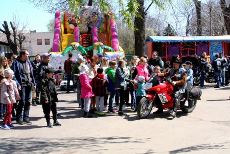 Ковбойская вечеринка прошла в Одесском зоопарке (фото)