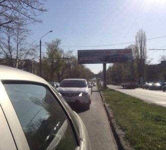 Небольшая авария стала причиной крупной пробки на Таирова (фото)