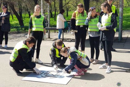 Одесские школьники приняли участие в акциях «Безопасные дороги» и «Безопасность пешеходов»  (фото)