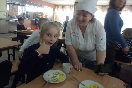 Школьников одесского лицея будут кормить по рецептам победителя известного кулинарного телепроекта