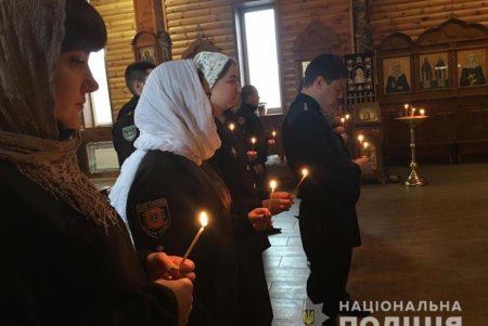 Правоохранители почтили память ликвидаторов аварии на Чернобыльской атомной станции (фото)
