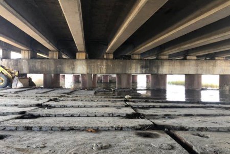 Под Одессой начали капитальный ремонт моста через Хаджибейский лиман (фото)