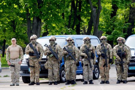 Строевой смотр правоохранителей прошел на Куликовом поле (фото)