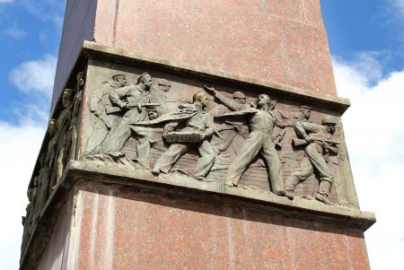 74 года назад Одесса стала «городом – героем» (фоторепортаж) 