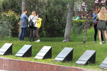 74 года назад Одесса стала «городом – героем» (фоторепортаж) 