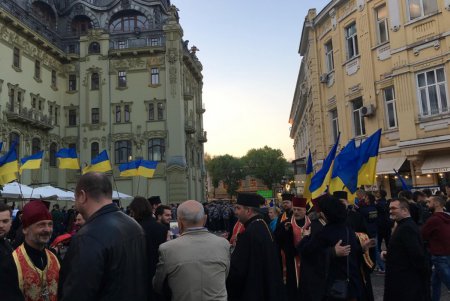 На Греческой площади состоялся межконфессиональный молебен по жертвам 2 мая (фото, видео) 
