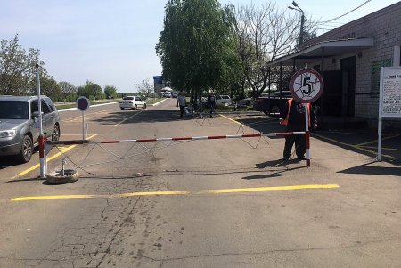 Городские кладбища подготовили к поминальным дням (фото)