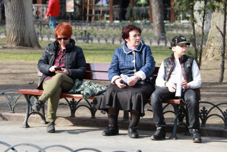 Одиночество среди людей (фоторепортаж)
