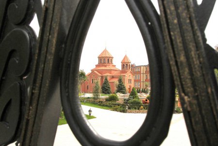 Гагаринское плато: сочетание истории и безликой современности (фоторепортаж) 