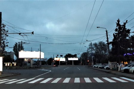 На площади Толбухина нанесли новую дорожную разметку (фото)