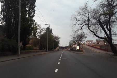 На площади Толбухина нанесли новую дорожную разметку (фото)