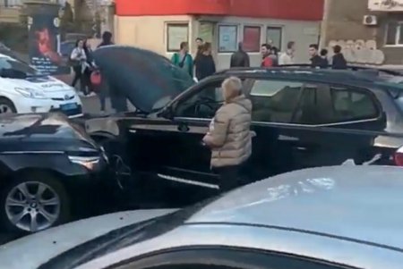 Из-за ДТП на Среднефонтанской образовалась масштабная пробка (фото)