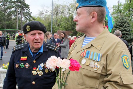 День Победы на Аллее славы (фоторепортаж)
