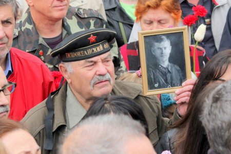 День Победы на Аллее славы (фоторепортаж)