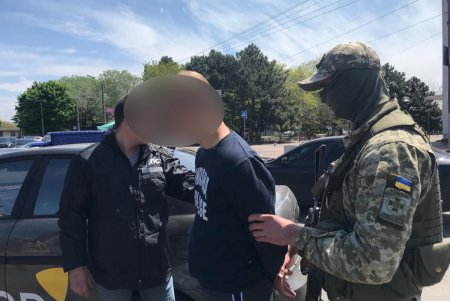 В Одессе обезвредили международную преступную группу, которая вербовала украинцев для работы за границей (фото, видео)