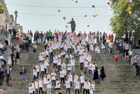 Флешмоб в честь Дня матери (фоторепортаж)