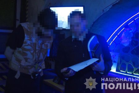 Правоохранители провели профилактический рейд по увеселительным заведениям Одессы (фото, видео) 