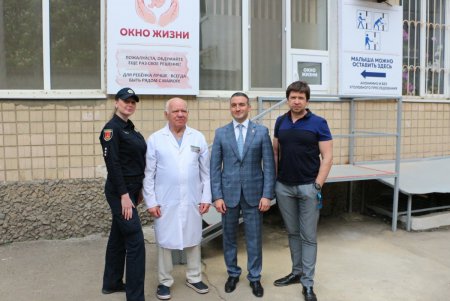 В роддоме на Черняховского открылся еще один бэби-бокс