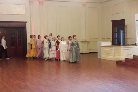 Светский раут: в Одессе прошел «Бал для седовласых кавалеров и дам» (фото)