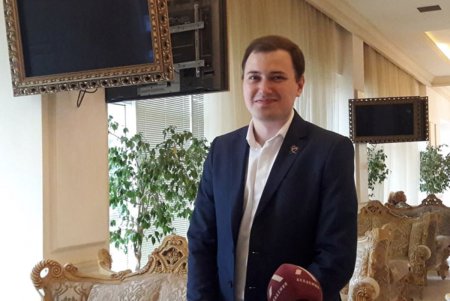 Светский раут: в Одессе прошел «Бал для седовласых кавалеров и дам» (фото)