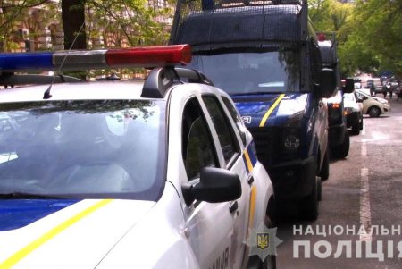 В рамках профилактической отработки правоохранители проверяют рынки и развлекательные заведения города (фото, видео)