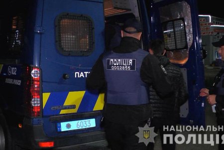 В рамках профилактической отработки правоохранители проверяют рынки и развлекательные заведения города (фото, видео)