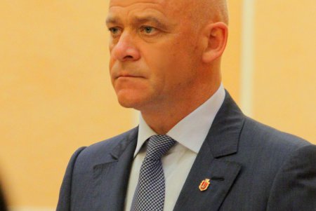 Одесские депутаты собрались на внеочередную сессию ради появления нового Дворца спорта (фоторепортаж)