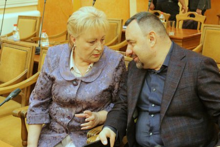 Одесские депутаты собрались на внеочередную сессию ради появления нового Дворца спорта (фоторепортаж)