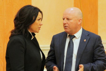 Одесские депутаты собрались на внеочередную сессию ради появления нового Дворца спорта (фоторепортаж)