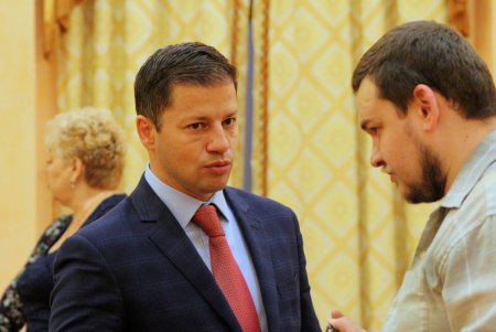 Одесские депутаты собрались на внеочередную сессию ради появления нового Дворца спорта (фоторепортаж)