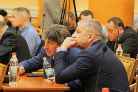 Одесские депутаты собрались на внеочередную сессию ради появления нового Дворца спорта (фоторепортаж)