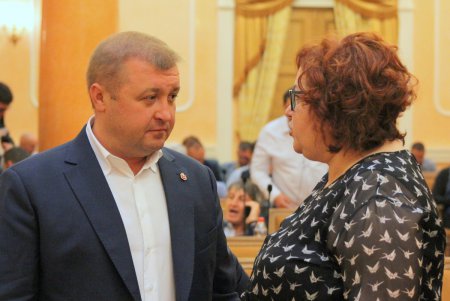 Одесские депутаты собрались на внеочередную сессию ради появления нового Дворца спорта (фоторепортаж)