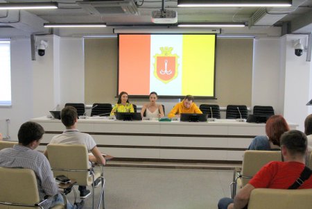 В Новой мэрии состоялось заседание молодежного совета (фоторепортаж)