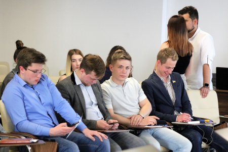В Новой мэрии состоялось заседание молодежного совета (фоторепортаж)