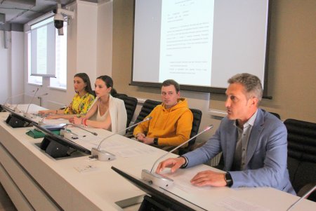 В Новой мэрии состоялось заседание молодежного совета (фоторепортаж)