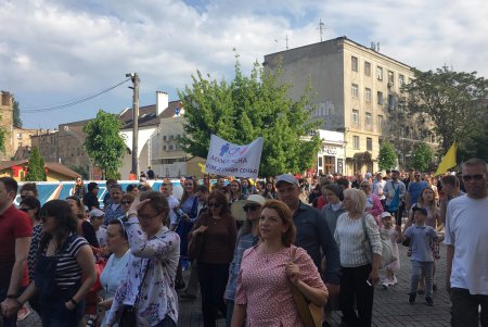 В Одессе в рамках «Фэмили феста» прошел марш за семейные ценности (фото, видео)