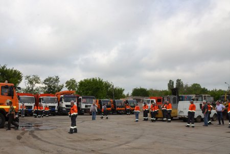 Одесских «дорожников» одели в новую униформу (фото)