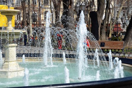 В Одессе запущены уже 20 фонтанов (фото)