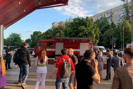 В полицию сообщили о минировании восьми объектов (обновлено)