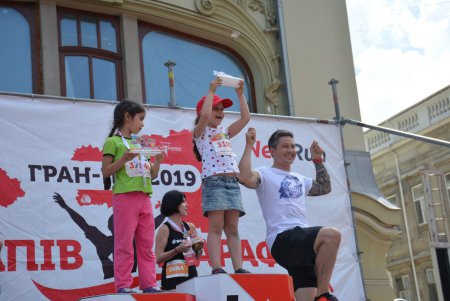 Праздник бега в центре Одессы (фоторепортаж)