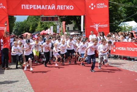 Праздник бега в центре Одессы (фоторепортаж)