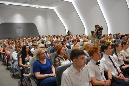 Более 46 тысяч одесских школьников получили консультации по сохранению репродуктивного здоровья (фото)