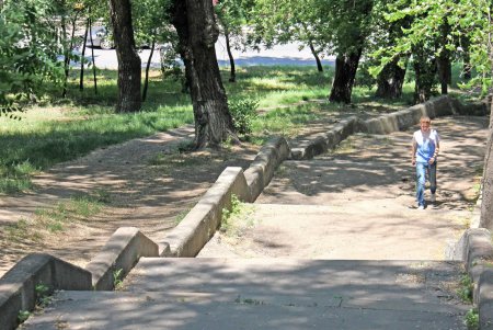 Самый безлюдный сквер Одессы (фоторепортаж)