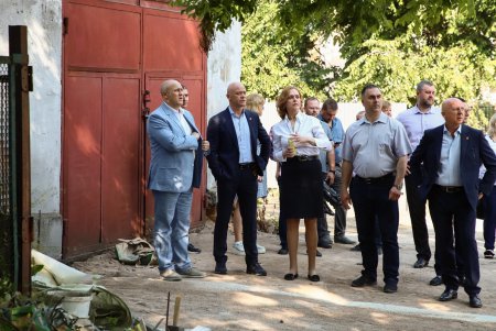 Одесский городской голова поздравил выпускников с окончанием школы (фото)
