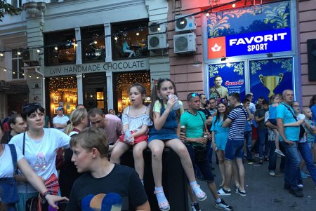 День защиты детей маленькие одесситы отметили «Вечеринкой на Дерибасовской» вместе с DZIDZIO (фото, видео)