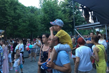 День защиты детей маленькие одесситы отметили «Вечеринкой на Дерибасовской» вместе с DZIDZIO (фото, видео)