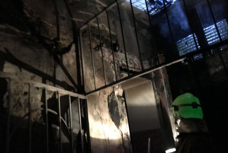 Ночной пожар в центре Одессы: 15 жильцов дома эвакуировали