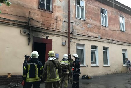 Ночной пожар в центре Одессы: 15 жильцов дома эвакуировали