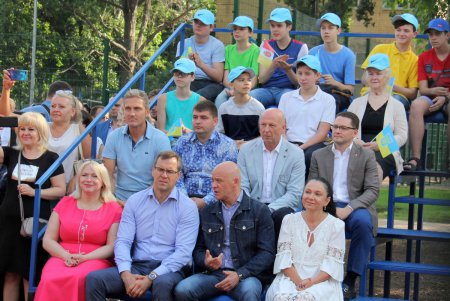 Открытие нового школьного стадиона на Черемушках (фоторепортаж)